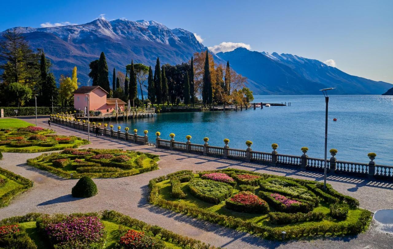 Holiday Residence With Private Garden Riva del Garda Exterior foto